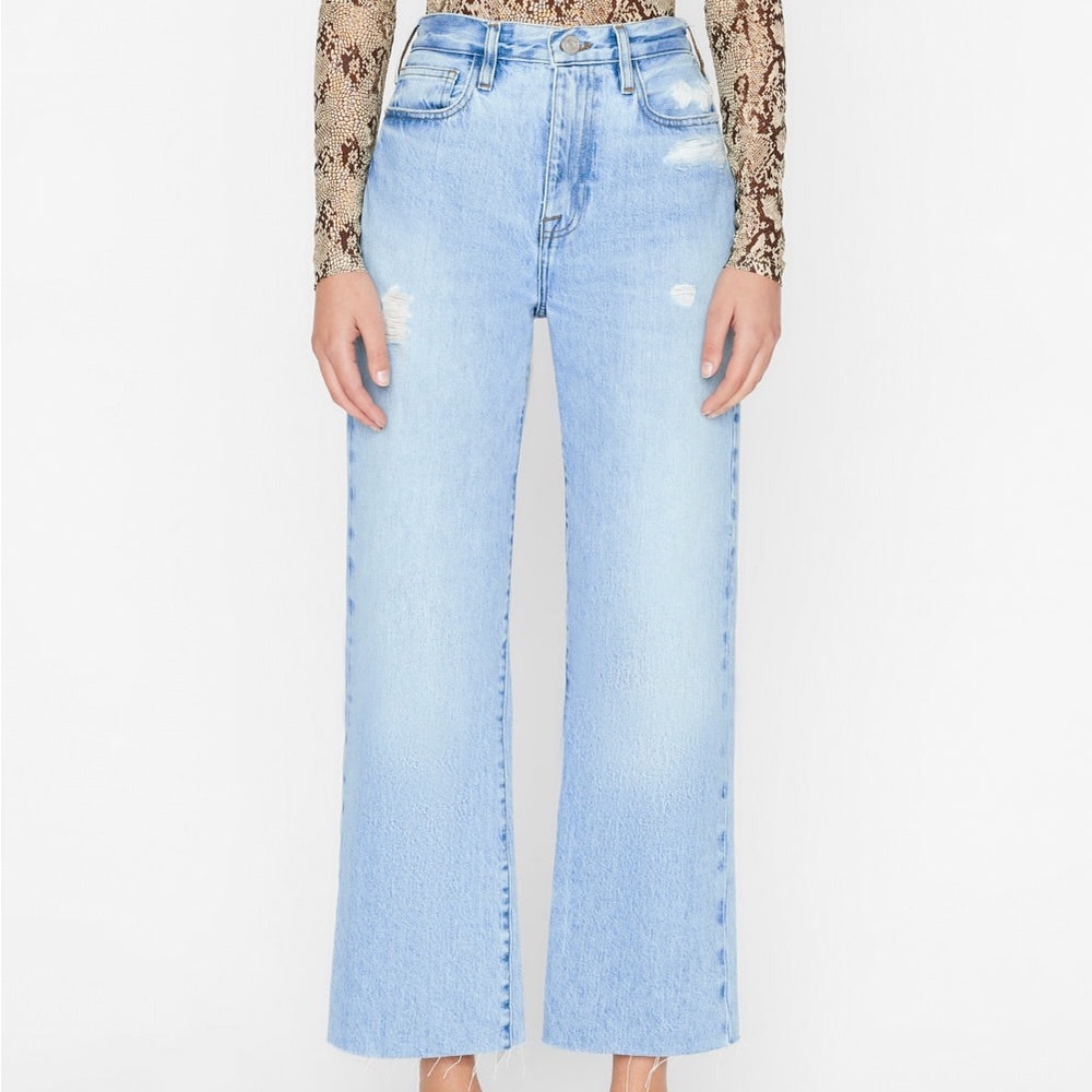 Frame Le Jane Crop
in Rossum Rips Jeans